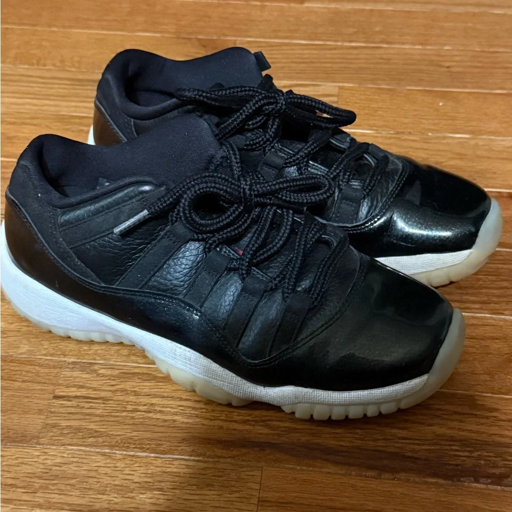 Black and White Retro Jordan Sneakers size 6.5Y - Picture 1 of 6